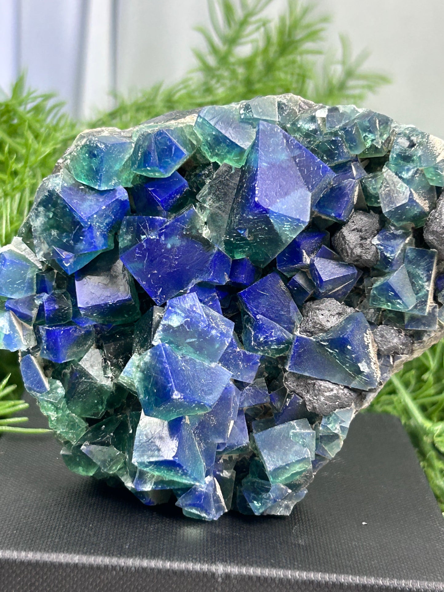 Pyjama Pocket Cubic Fluorite