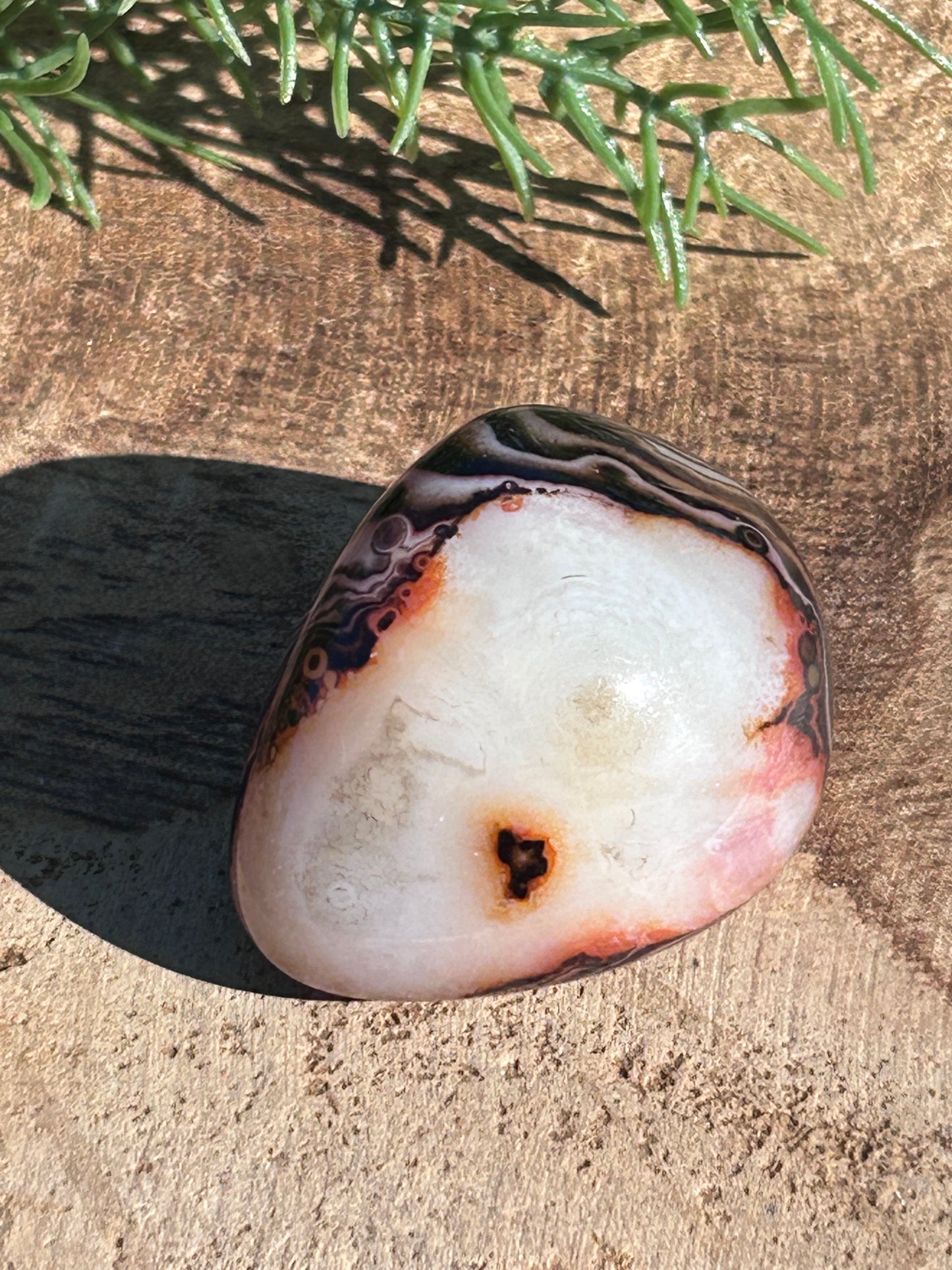 Madagascar Banded Agate D8