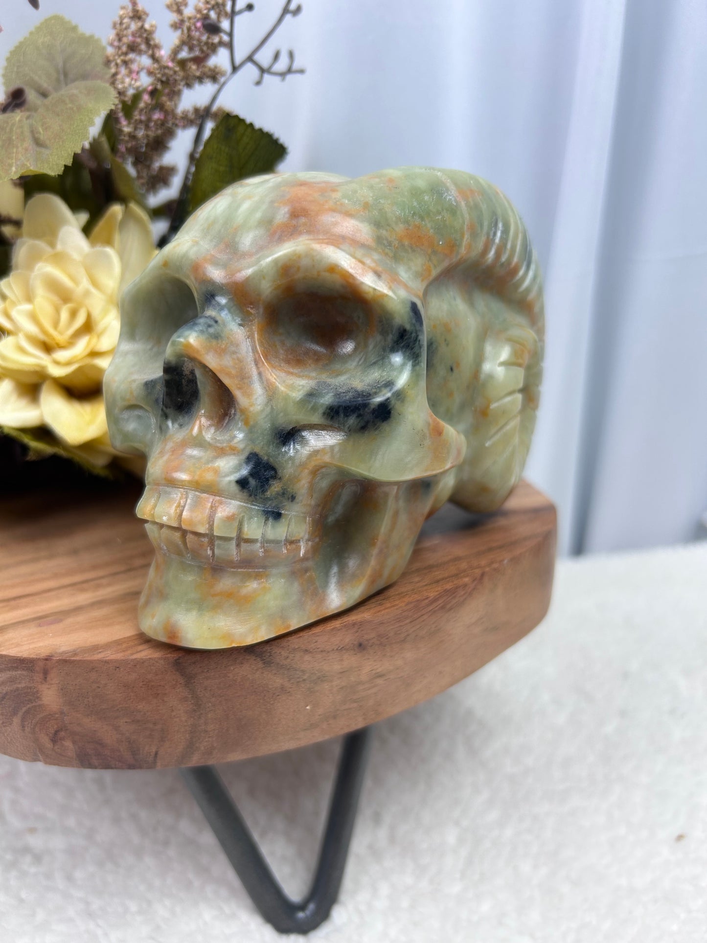 Green Onyx Horned Skull