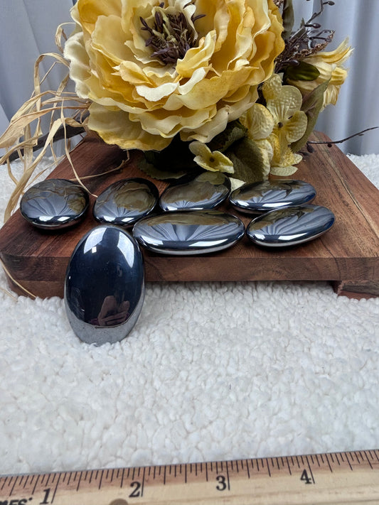 One (1) Terahertz Palm Stone - intuitively chosen