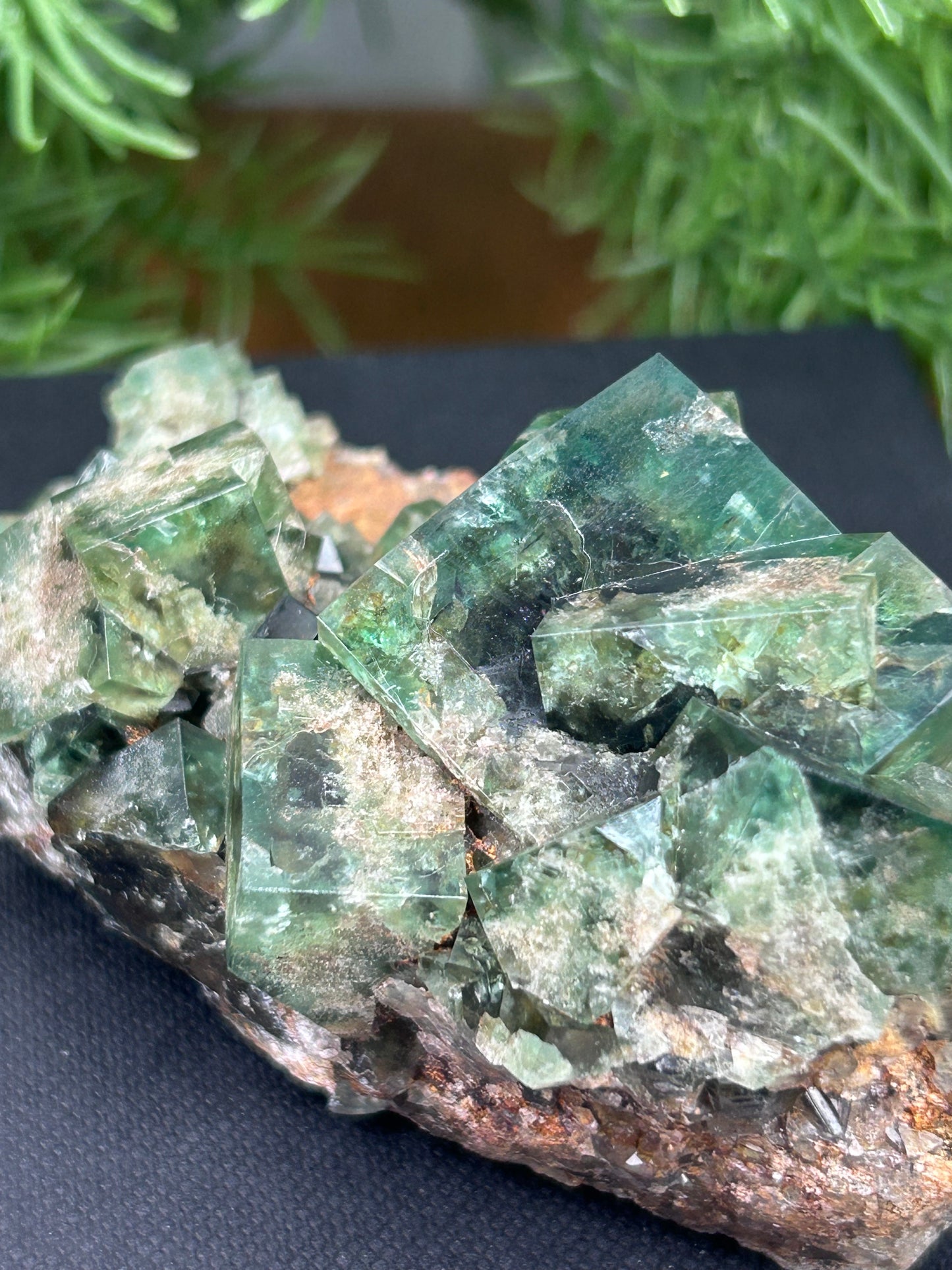 Pyjama Pocket Cubic Fluorite