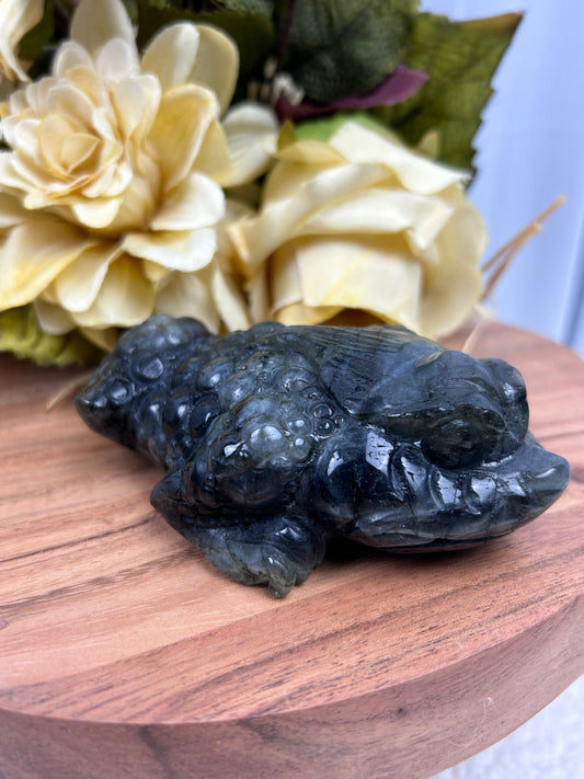 Labradorite Money Toad (Hand Carved)