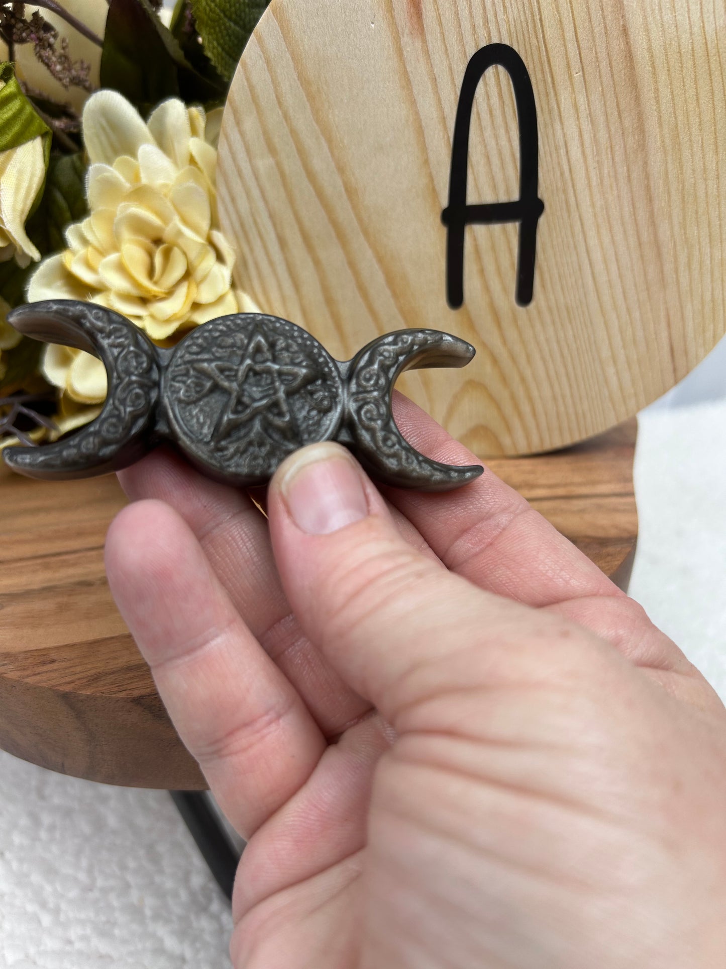 Triple Moon Carving